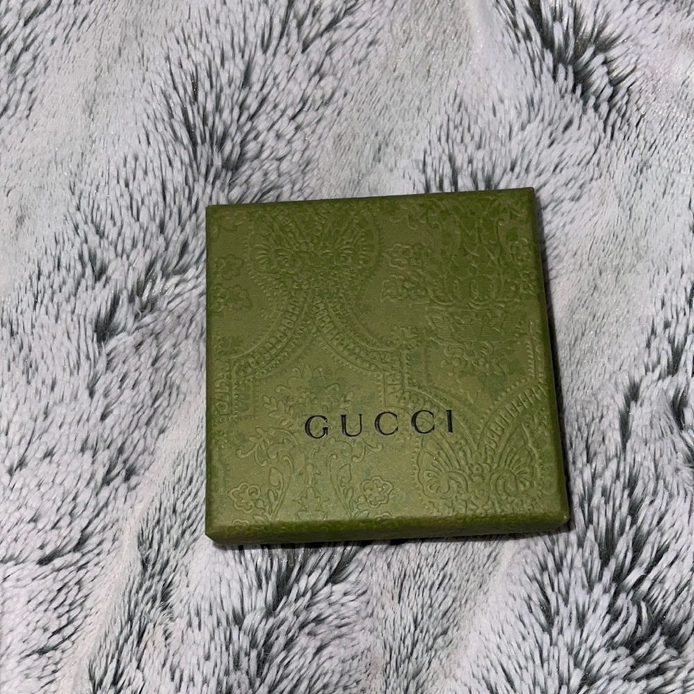 Authentic Green Small Green Gift Box With Jewelry Pouch